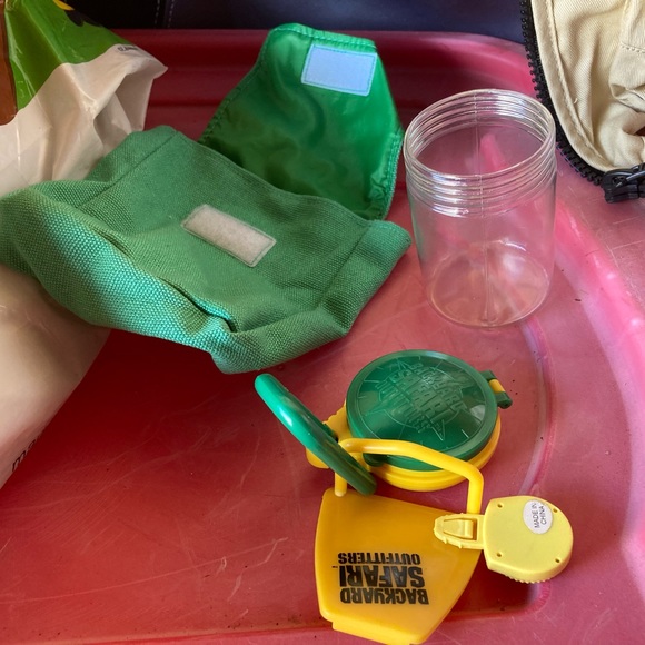 Kids Backyard Exploration Kit - Picture 4 of 9